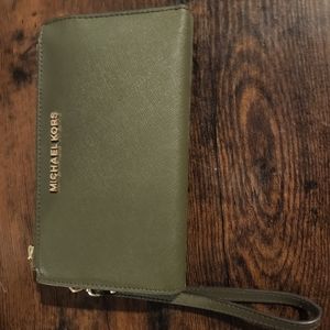 Michael Kors Adele leather smartphone wallet